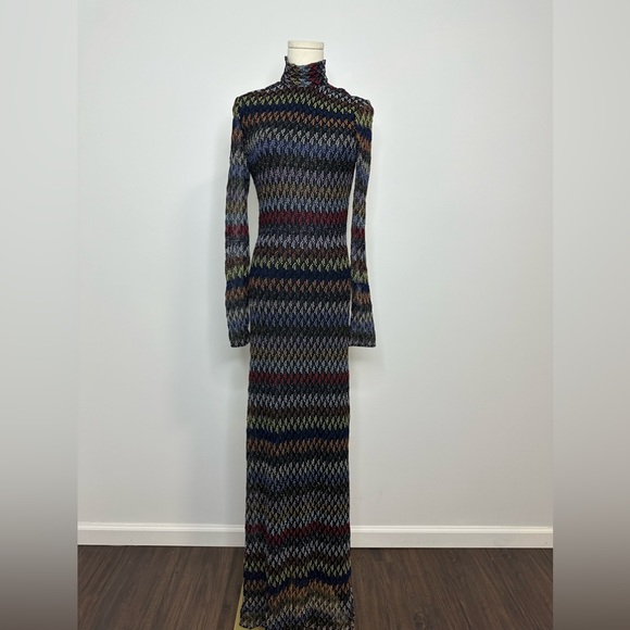 Missoni
Cut-Out Knitted Maxi Dress - Picture 4 of 14